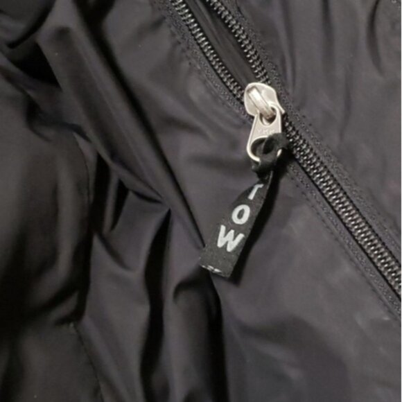 The North Face Women's Retro 1996 Nuptse 700-Down-Fill Puffer Jacket - Picture 6 of 6